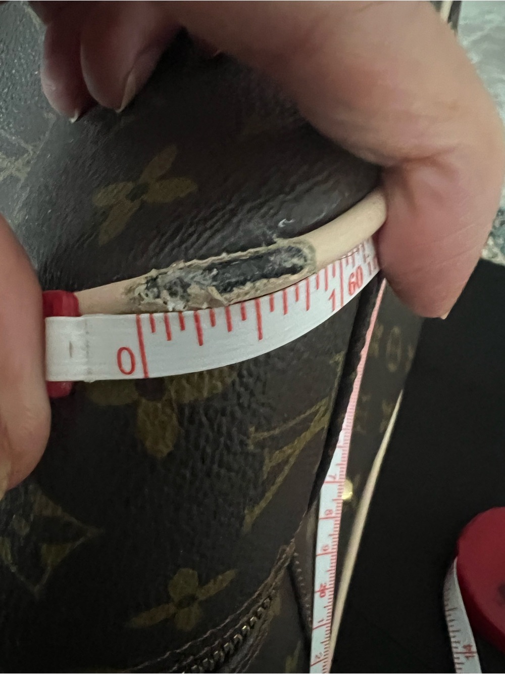 Classic Designer small Suitcase w garment department inside , plus more. - Picture 16 of 16